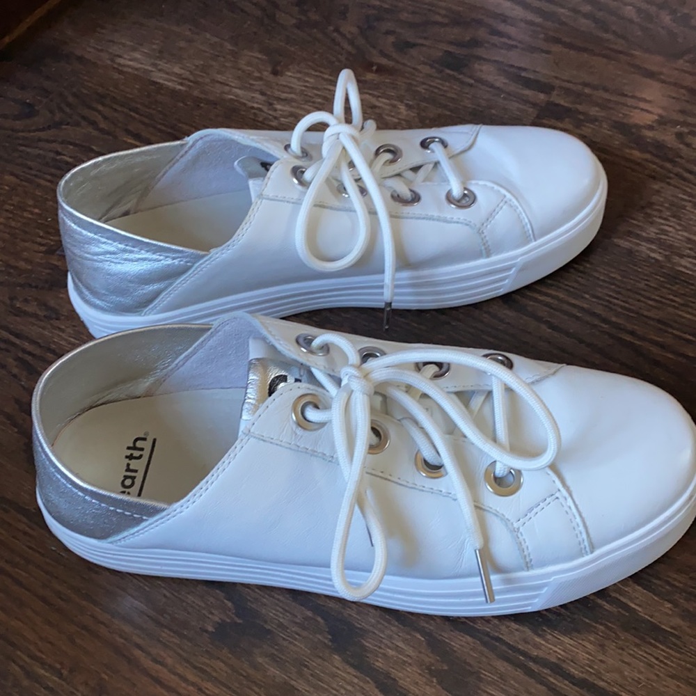 Earth Sneakers
